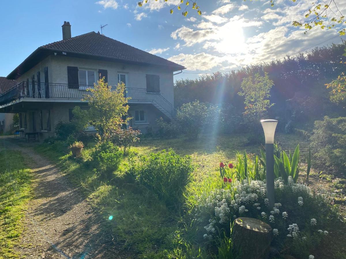 Chalet Echalas Exterior photo